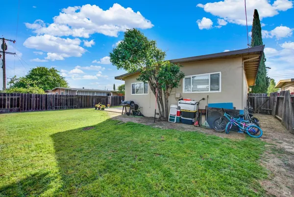 $439,000 | 606 East Tennessee Street, Fairfield, CA 94533