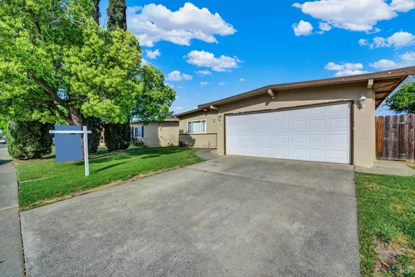 $439,000 | 606 East Tennessee Street, Fairfield, CA 94533