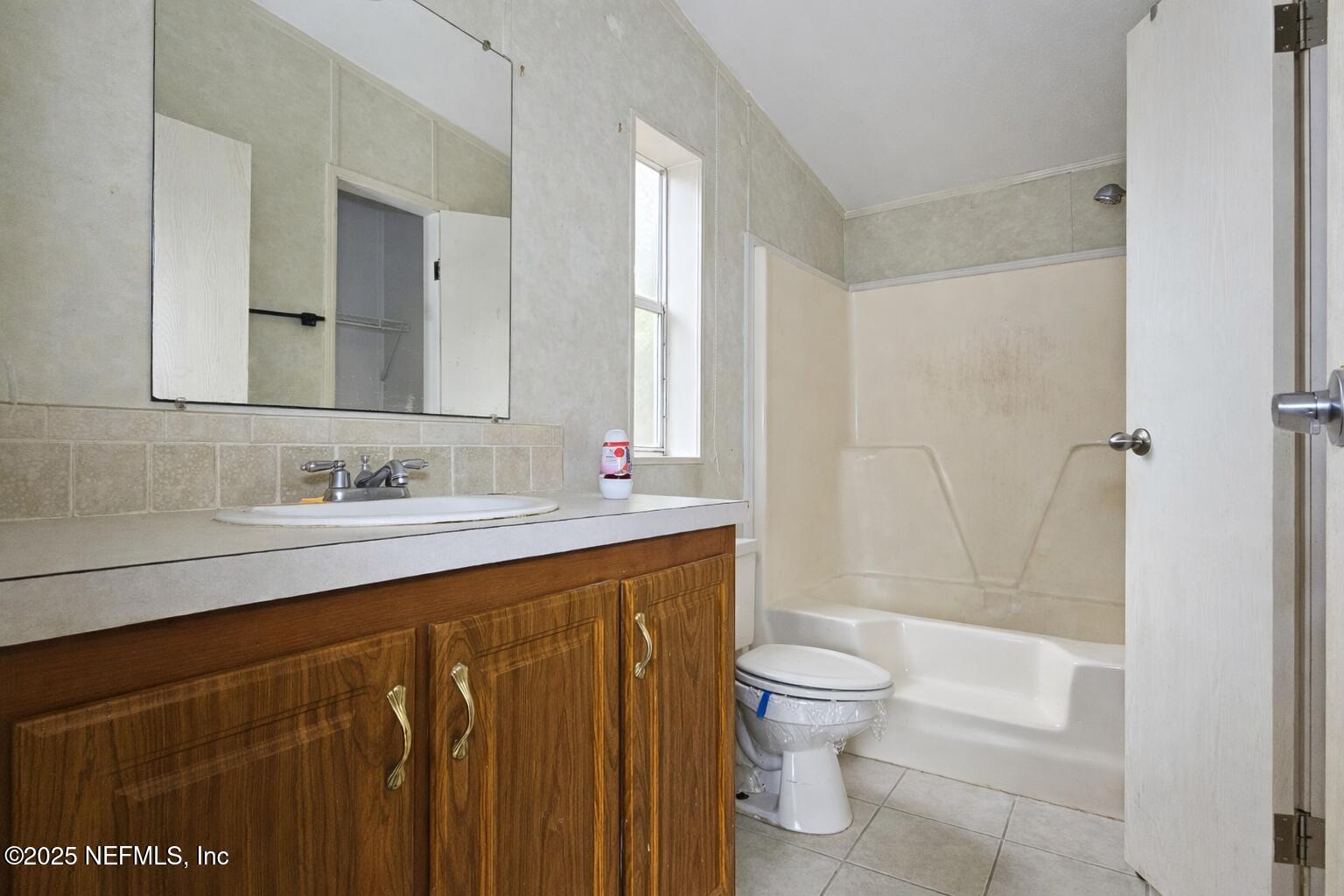 424 West 60th Street Jacksonville, FL 32208 - Photo 15 of 21 ChatGPT Image Dec 19, 2025, 10_57_26 AM