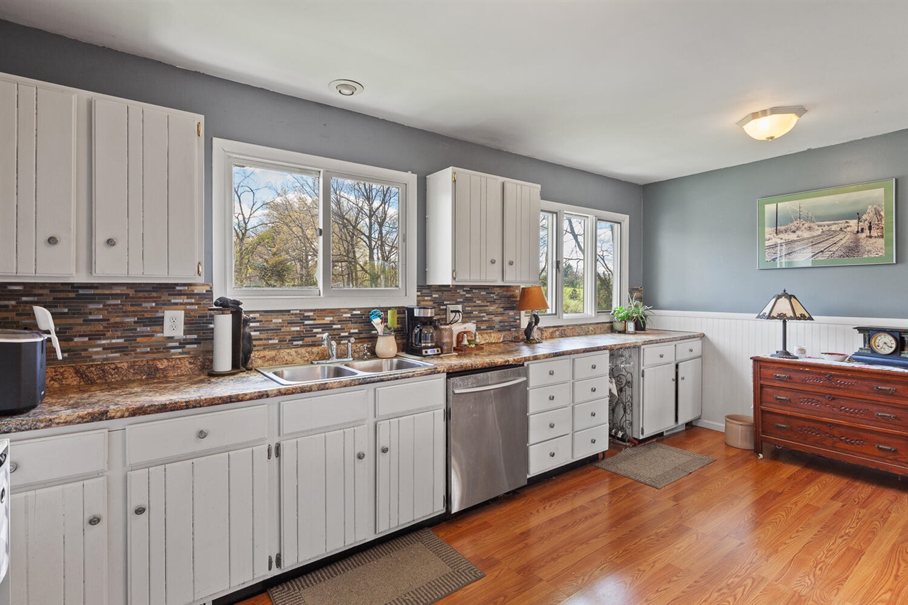 14321 West Austin Road Manchester, MI 48158 - Photo 10 of 54 Gallery Image 10