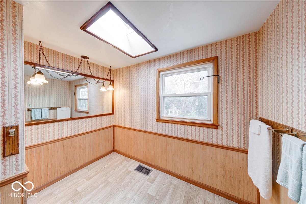 2215 West State Street Pendleton, IN 46064 - Photo 19 of 46