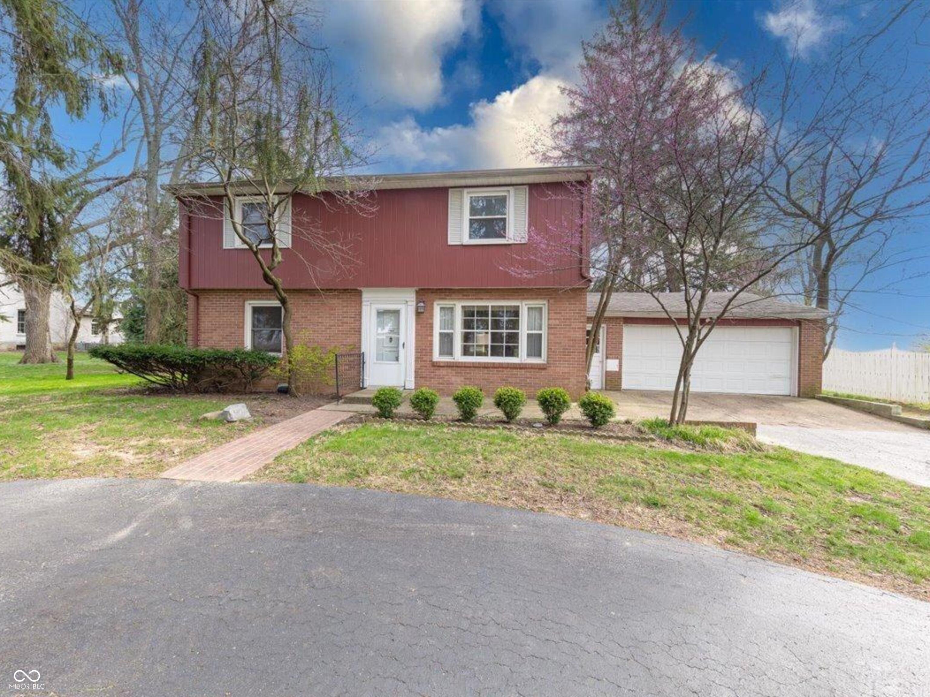 2215 West State Street Pendleton, IN 46064 - Photo 2 of 46