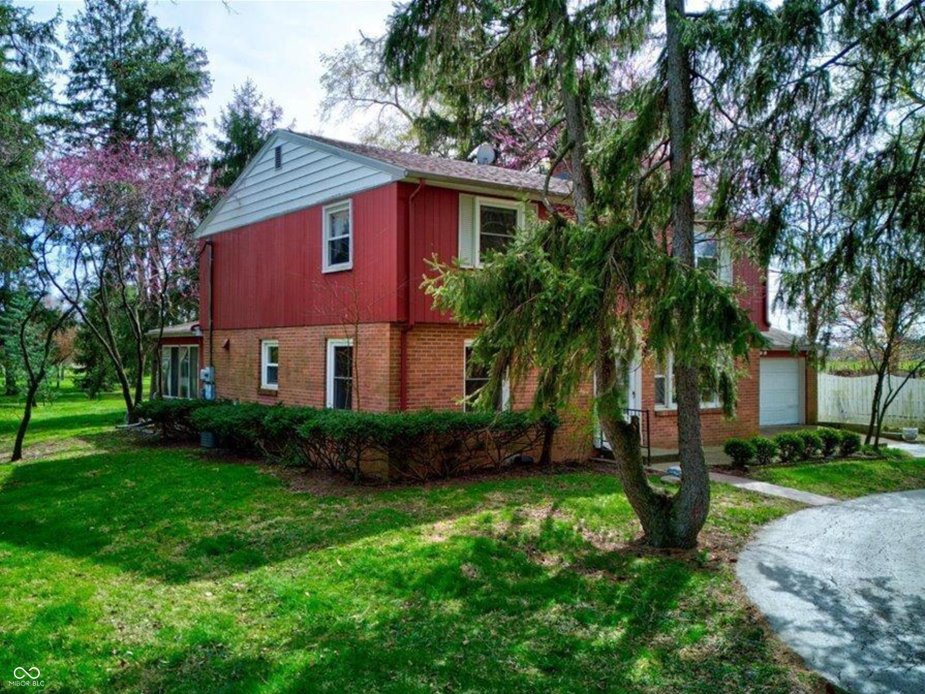 2215 West State Street Pendleton, IN 46064 - Photo 3 of 46