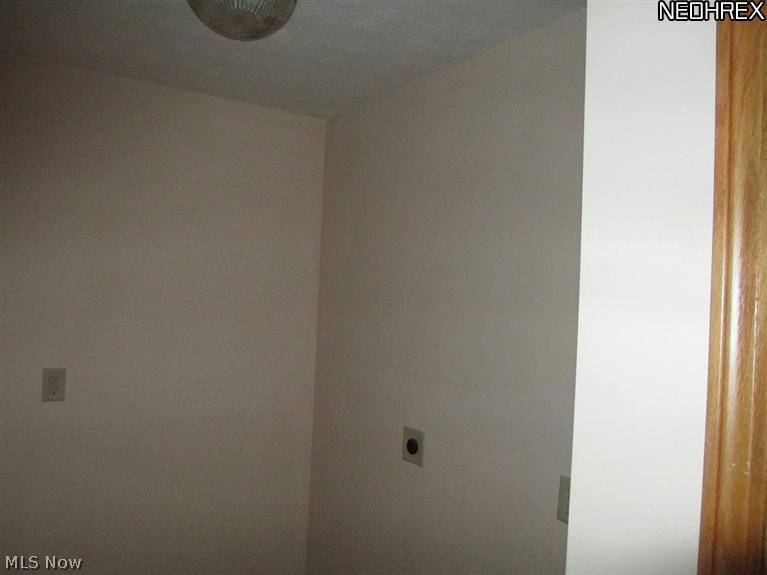 2495 Stroup Road Atwater, OH 44201 - Photo 15 of 20 Gallery Image 15