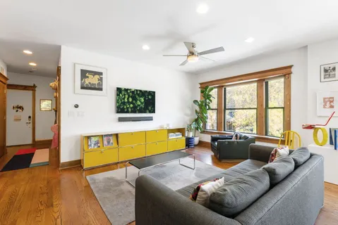 $580,000 | 1803 West Huron Street, Unit 2, Chicago, IL 60622
