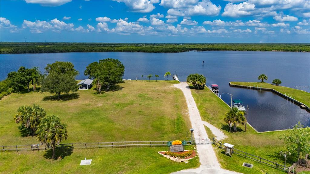 569 Rio Vista Avenue Punta Gorda, FL 33982 - Photo 74 of 100
