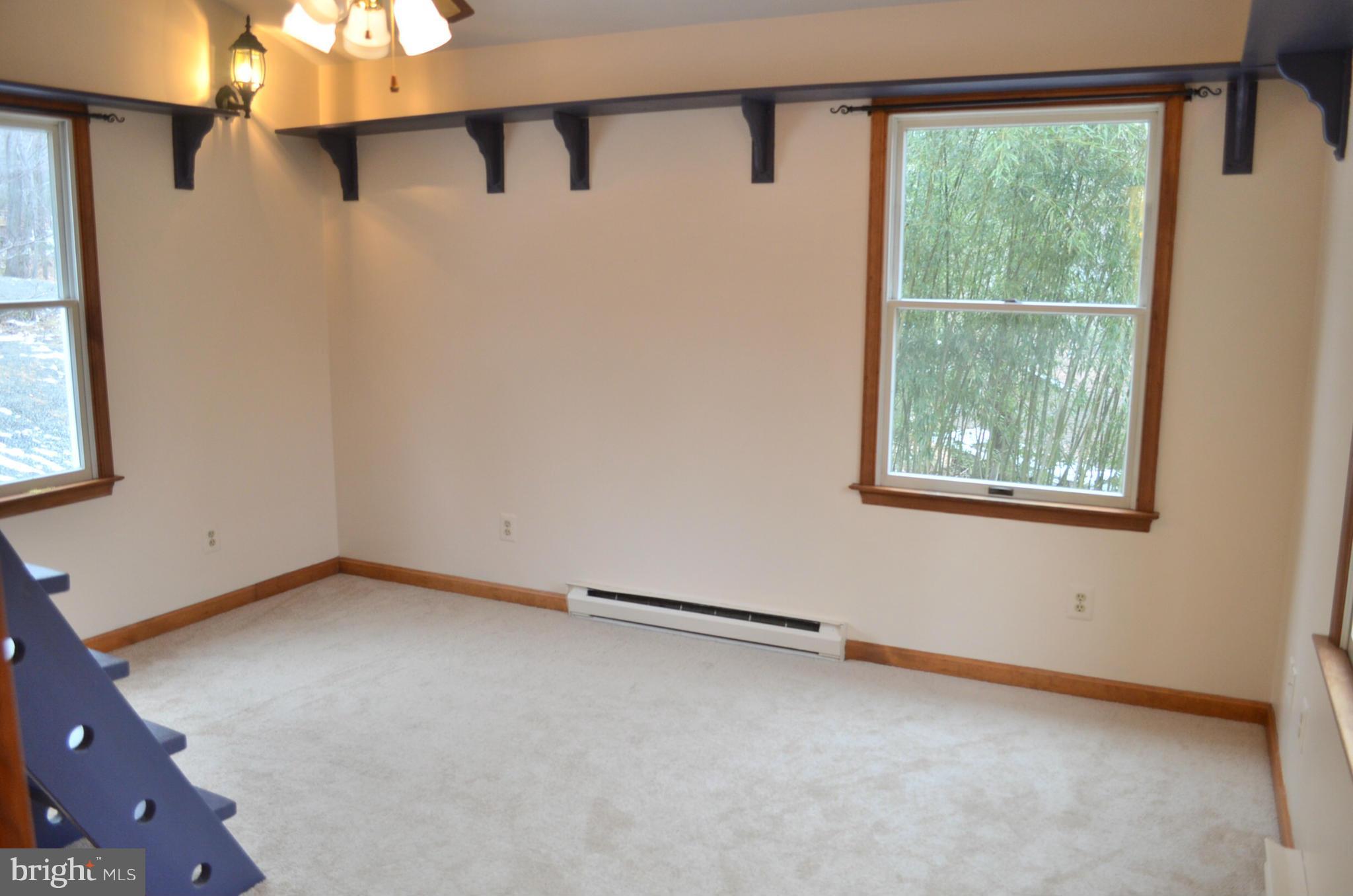 2152 Mountain Road Haymarket, VA 20169 - Photo 7 of 15 Bedroom (Master)