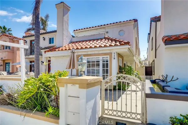 $6,195 | 118 18th Street, Huntington Beach, CA 92648
