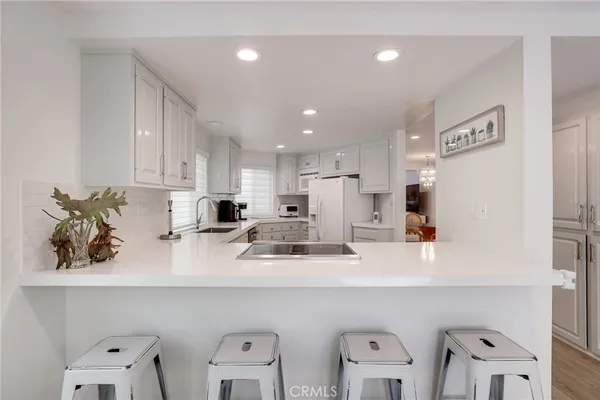 $6,195 | 118 18th Street, Huntington Beach, CA 92648