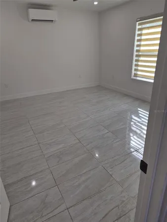 a close view of sink