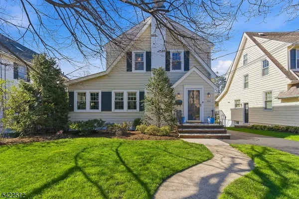 $1,175,000 | 894 Ridgewood Road, Millburn, NJ 07041