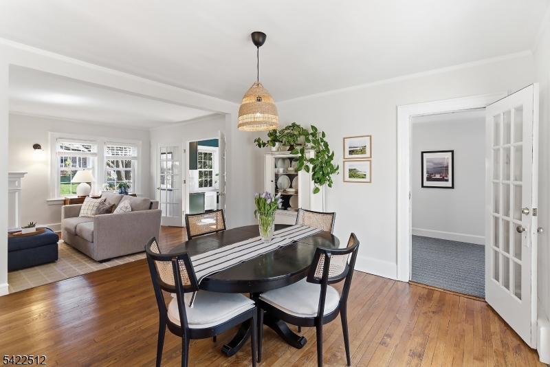 894 Ridgewood Road Millburn, NJ 07041 - Photo 12 of 39