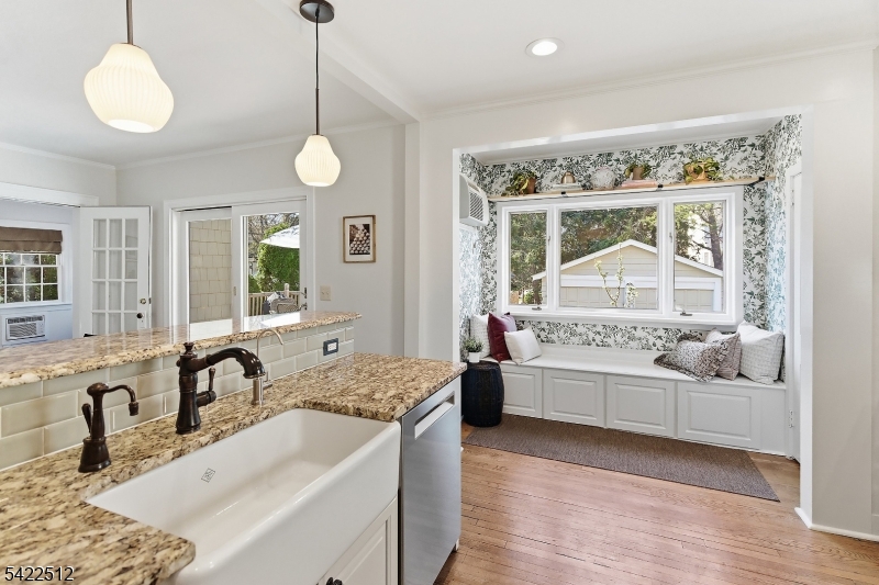 894 Ridgewood Road Millburn, NJ 07041 - Photo 18 of 39