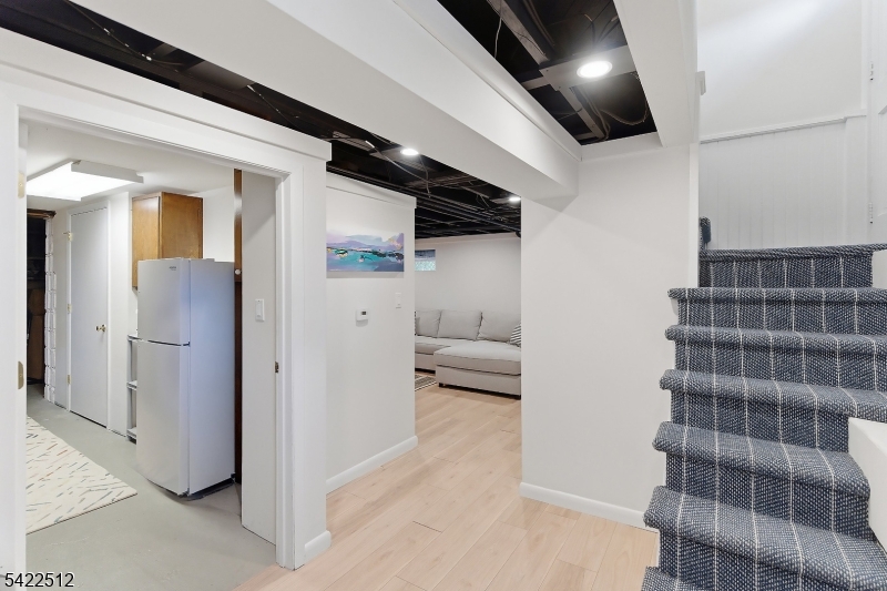 894 Ridgewood Road Millburn, NJ 07041 - Photo 25 of 39