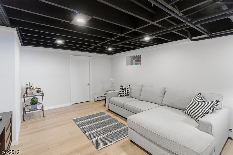 894 Ridgewood Road Millburn, NJ 07041 - Photo 27 of 39