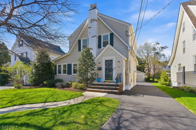 894 Ridgewood Road Millburn, NJ 07041 - Photo 31 of 39