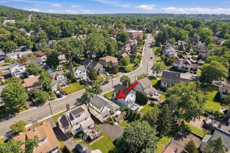 894 Ridgewood Road Millburn, NJ 07041 - Photo 36 of 39