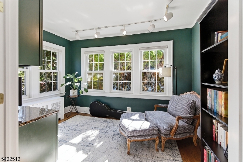 894 Ridgewood Road Millburn, NJ 07041 - Photo 7 of 39