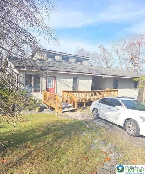 1107 Hampstead Court Bushkill, PA 18324 - Photo 2 of 17
