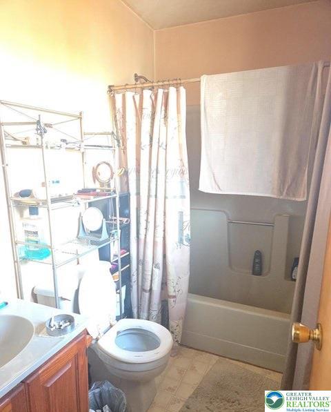 1107 Hampstead Court Bushkill, PA 18324 - Photo 3 of 17 a bathroom with a granite countertop bathtub sink vanity mirror and toilet