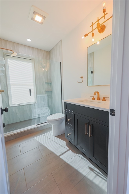 97 Condor Street, Unit 4 Boston, MA 02128 - Photo 3 of 5