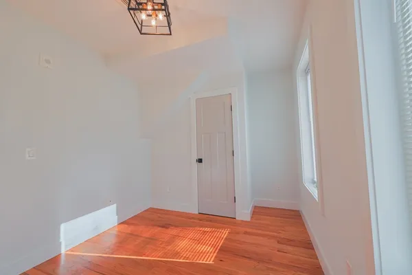 $3,000 | 97 Condor Street, Unit 4, Boston, MA 02128