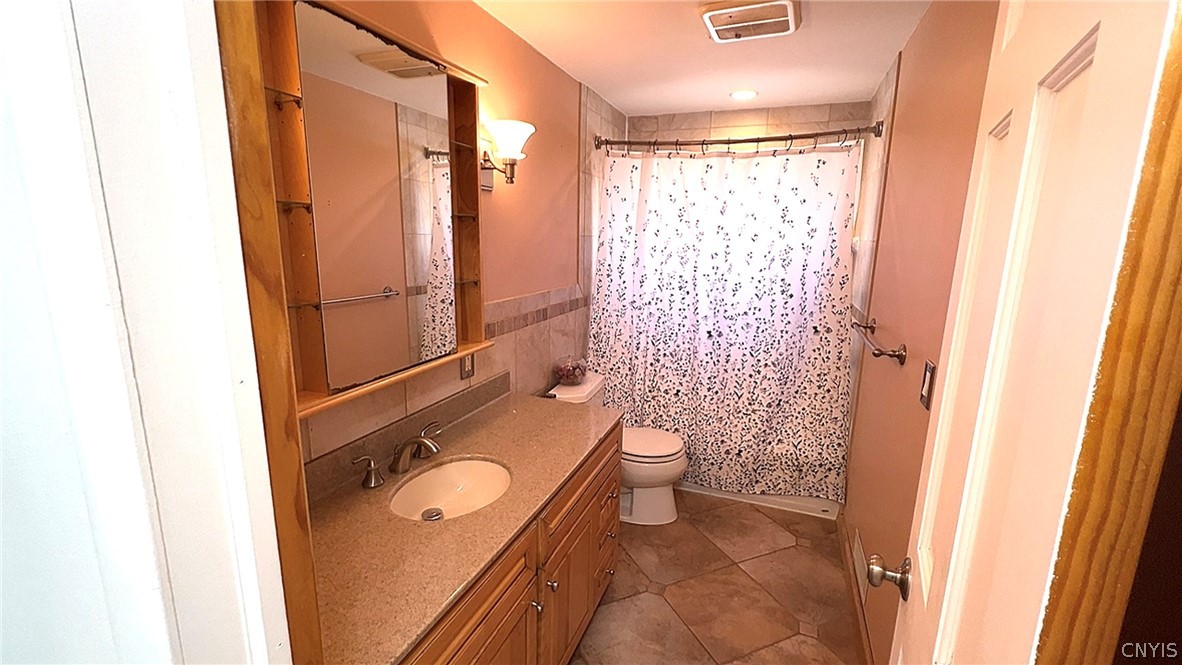 7 East Rouen Drive Cheektowaga, NY 14227 - Photo 17 of 25