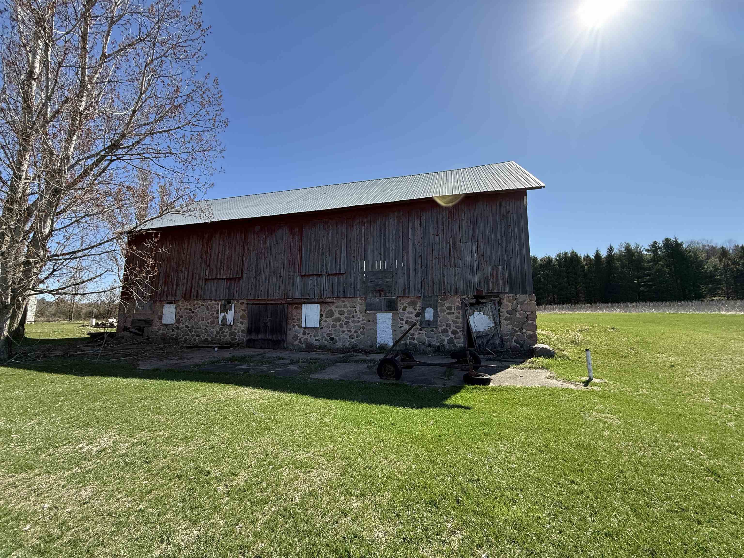 W11453 Mill Creek Road Gresham, WI 54128 - Photo 5 of 5