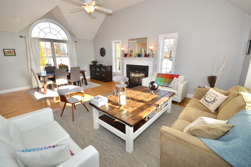 45 Currier Road Pelham, NH 03076 - Photo 3 of 33 Gallery Image 3