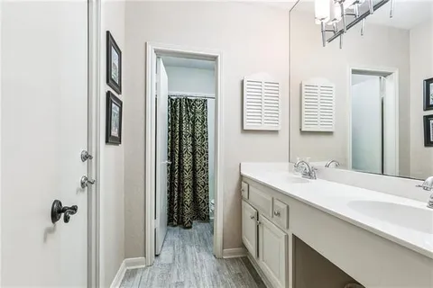 $405,000 | 1750 St Charles Avenue, Unit 505, New Orleans, LA 70130