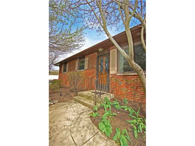 4778 Maize Road Columbus, OH 43229 - Photo 2 of 17 Gallery Image 2