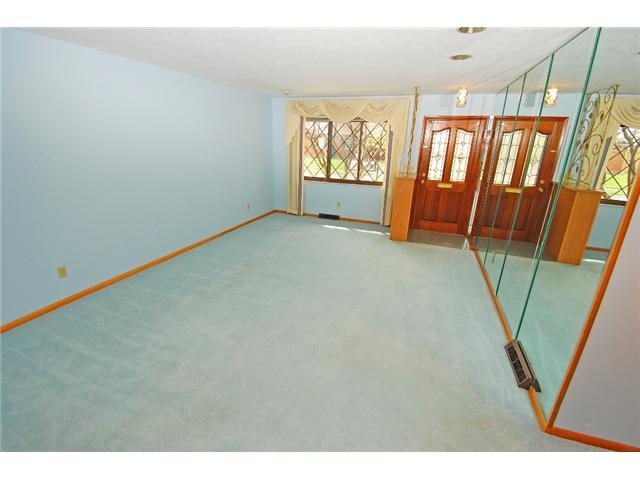 4778 Maize Road Columbus, OH 43229 - Photo 4 of 17 Gallery Image 4