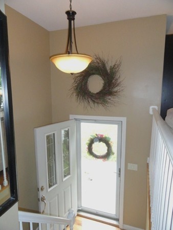 113 Fiske Hill Road Sturbridge, MA 01566 - Photo 9 of 26 Gallery Image 9