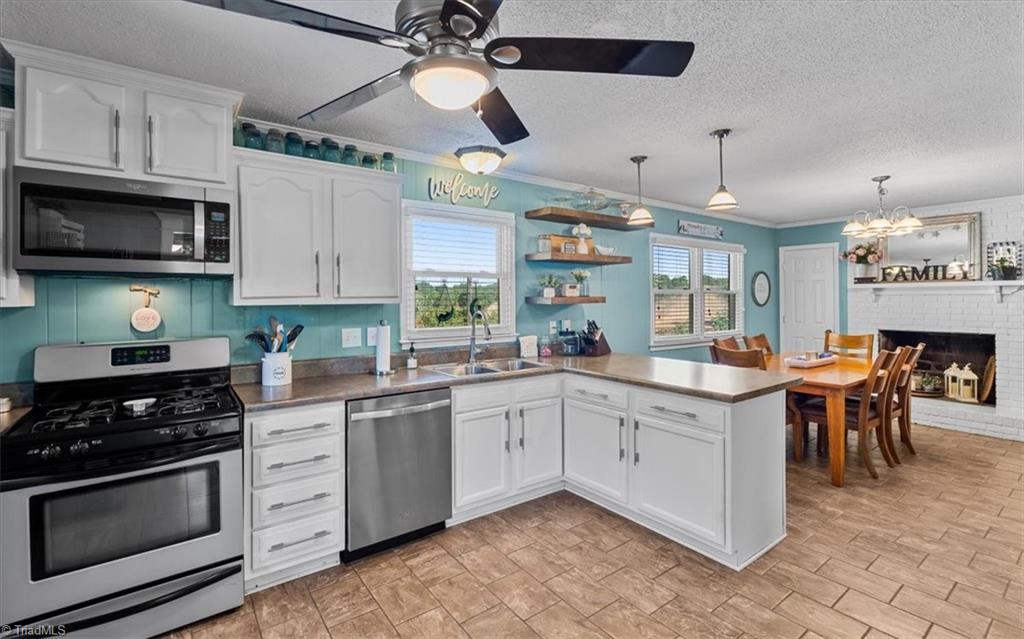 1805 Pleasant Ridge Road Greensboro, NC 27409 - Photo 11 of 39 Gallery Image 11