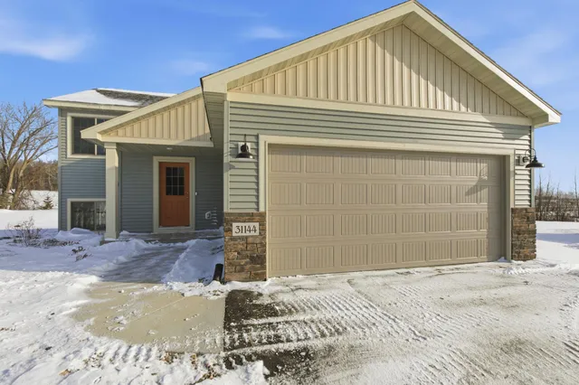 $299,900 | 31144 Terra Vista Lane, Rockville, MN 56301