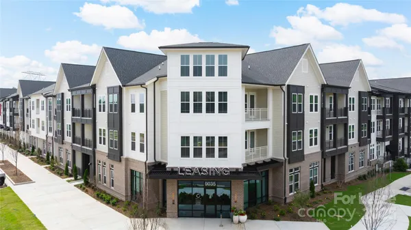 $1,636 | 9035 Lindholm Drive, Unit A1, Huntersville, NC 28078
