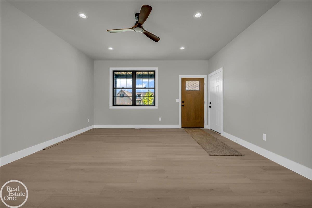 1807 Riley Road St. Clair, MI 48079 - Photo 11 of 33 50163247-73f4f6f1-10e9-4387-b955-f477805f5255.JPG