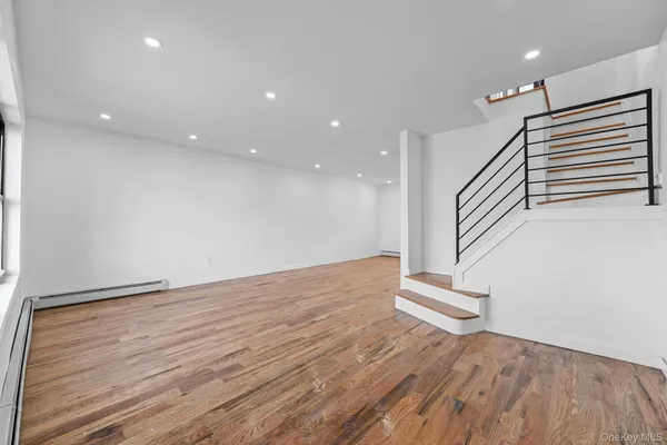 $769,000 | 114-22 201st Street | St. Albans