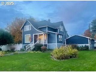 $669,000 | 952 Main Street East, Monmouth, OR 97361