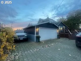 $669,000 | 952 Main Street East, Monmouth, OR 97361