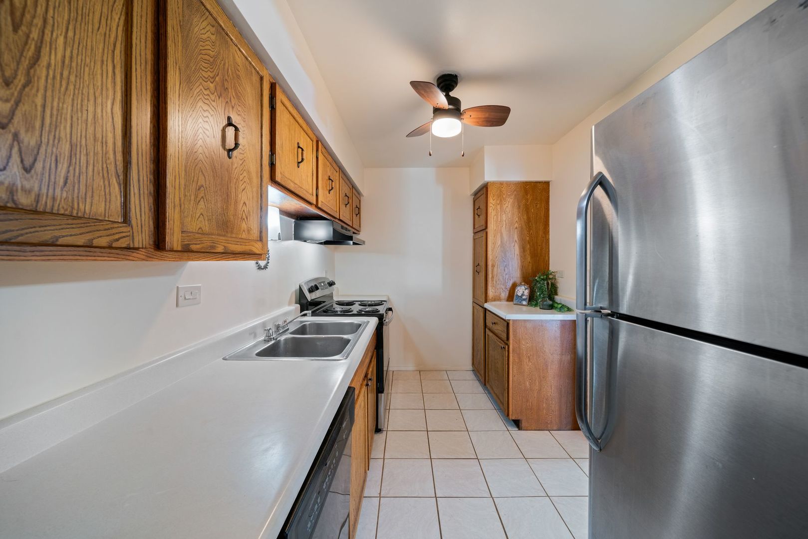 826 East Old Willow Road, Unit 103 Prospect Heights, IL 60070 - Photo 11 of 31