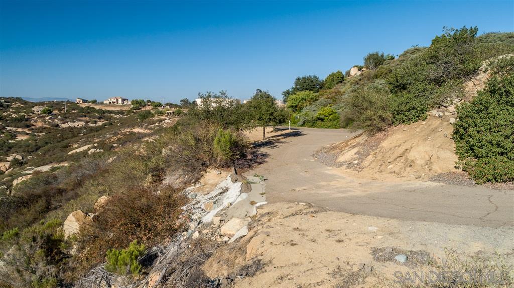 16491 Falcon Heights Road Ramona, CA 92065 - Photo 6 of 12 Gallery Image 6