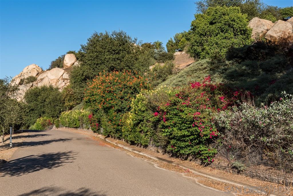 16491 Falcon Heights Road Ramona, CA 92065 - Photo 9 of 12 Gallery Image 9