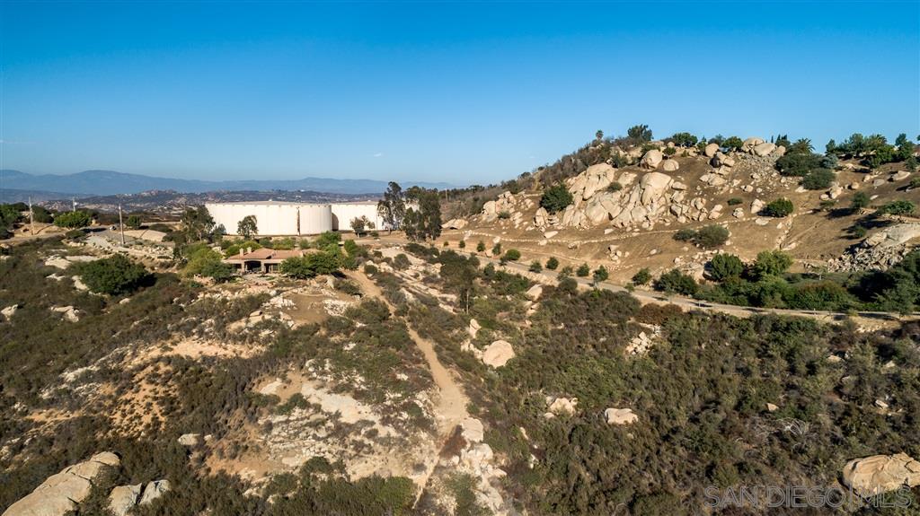 16491 Falcon Heights Road Ramona, CA 92065 - Photo 10 of 12 Gallery Image 10