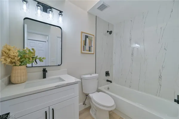 $385,000 | 20844 Country Barn Drive, Estero, FL 33928
