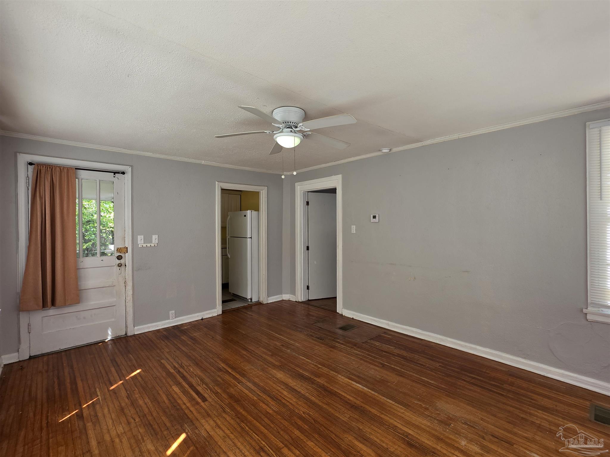 911 North Spring Street, Unit 2 Pensacola, FL 32501 - Photo 4 of 18