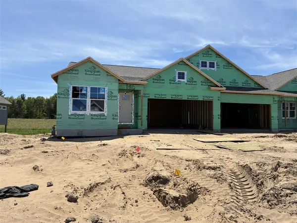 $422,500 | 15730 Hawley Drive, Unit 47, Grand Haven, MI 49417