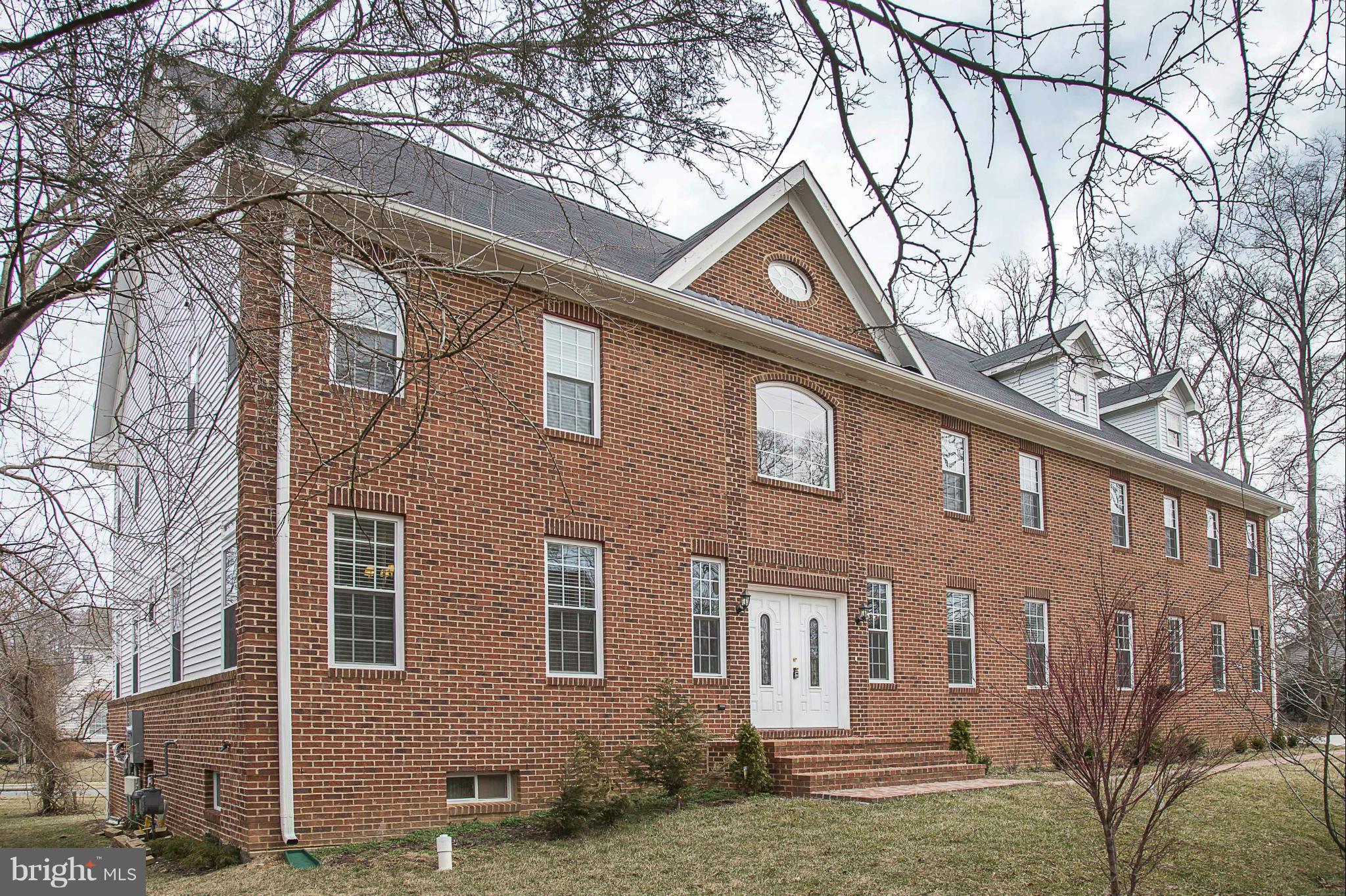 8400 Rainbow Road Vienna, VA 22182 - Photo 2 of 30 Exterior (Front)