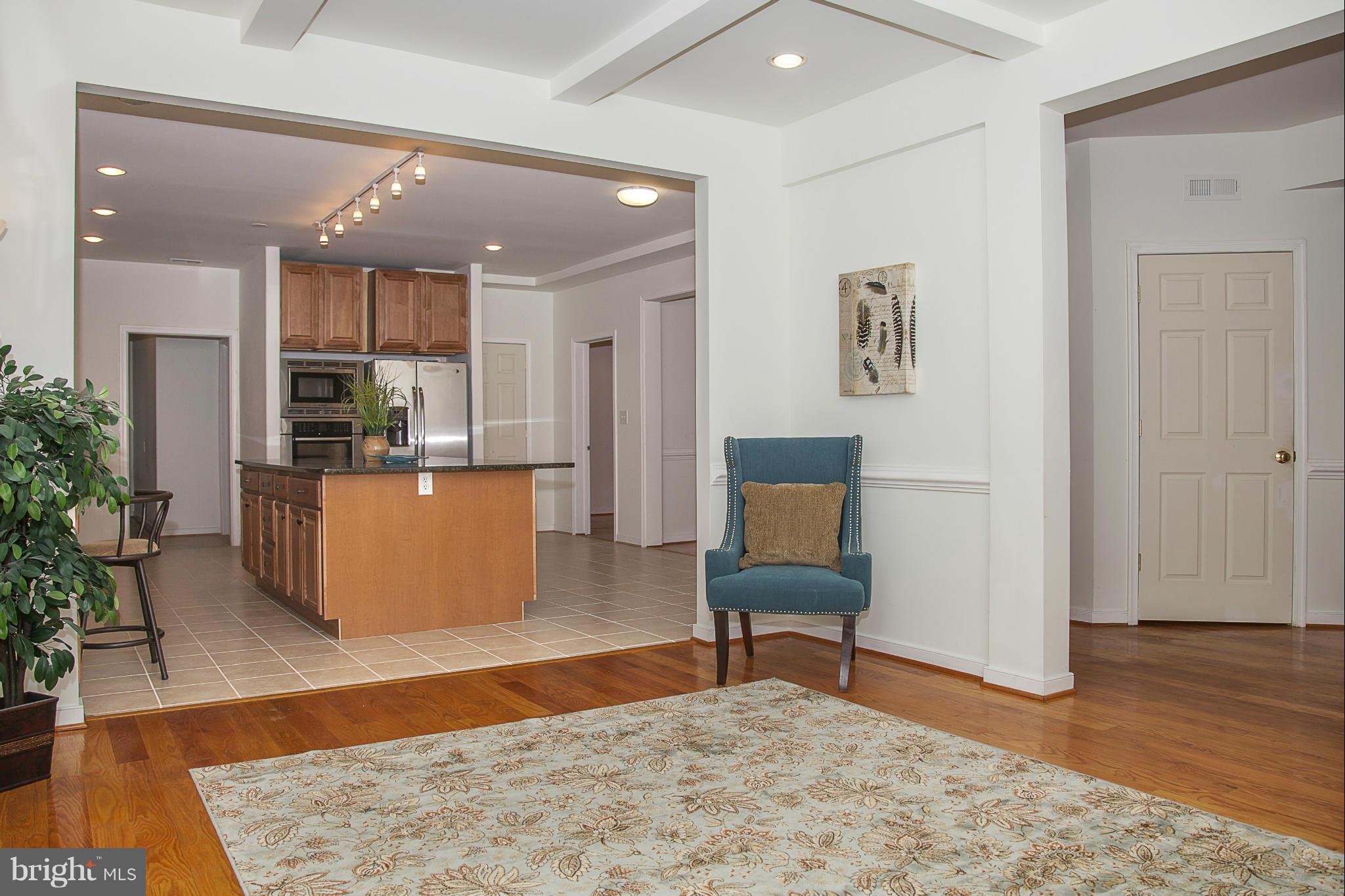 8400 Rainbow Road Vienna, VA 22182 - Photo 11 of 30 Family Room