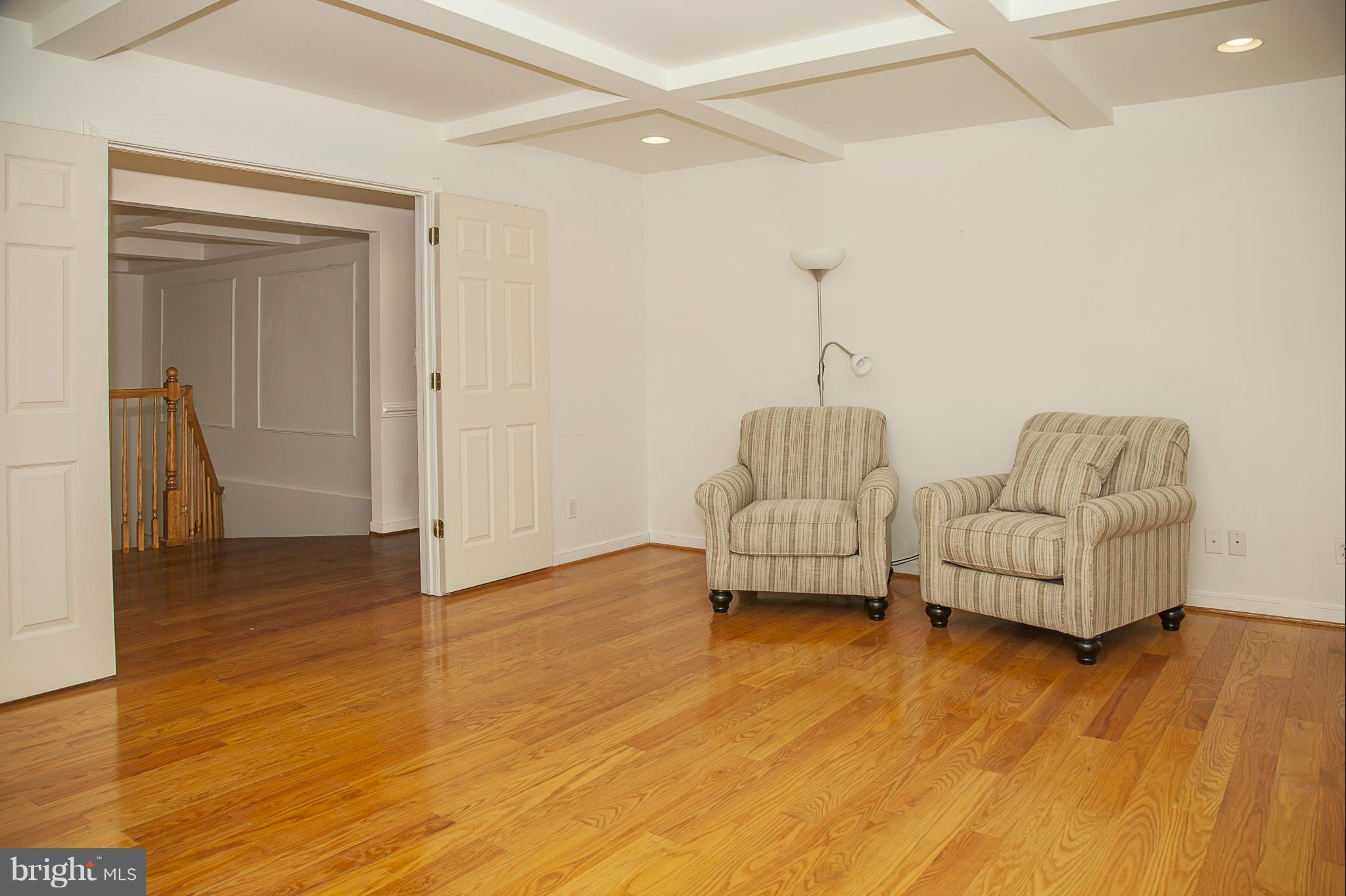 8400 Rainbow Road Vienna, VA 22182 - Photo 25 of 30 Family Room